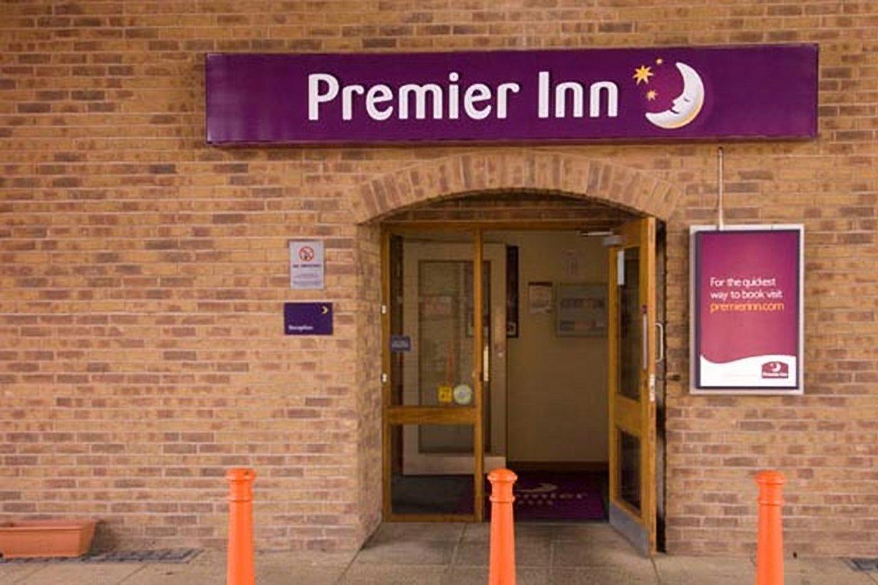 Premier Inn Sheffield/Barnsley Exterior foto